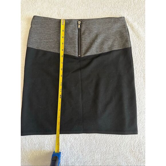 Akela Key black and charcoal skirt size M - Picture 10 of 13